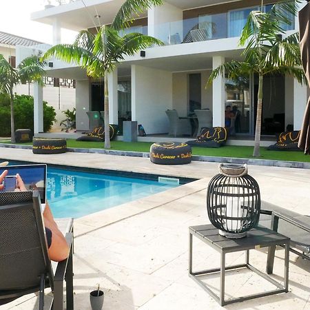 Goudhaen Luxury Private Apartments Jan Thiel Beach Luaran gambar