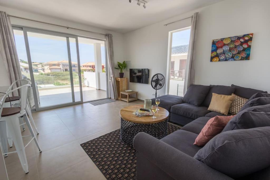 Goudhaen Luxury Private Apartments Jan Thiel Beach Luaran gambar