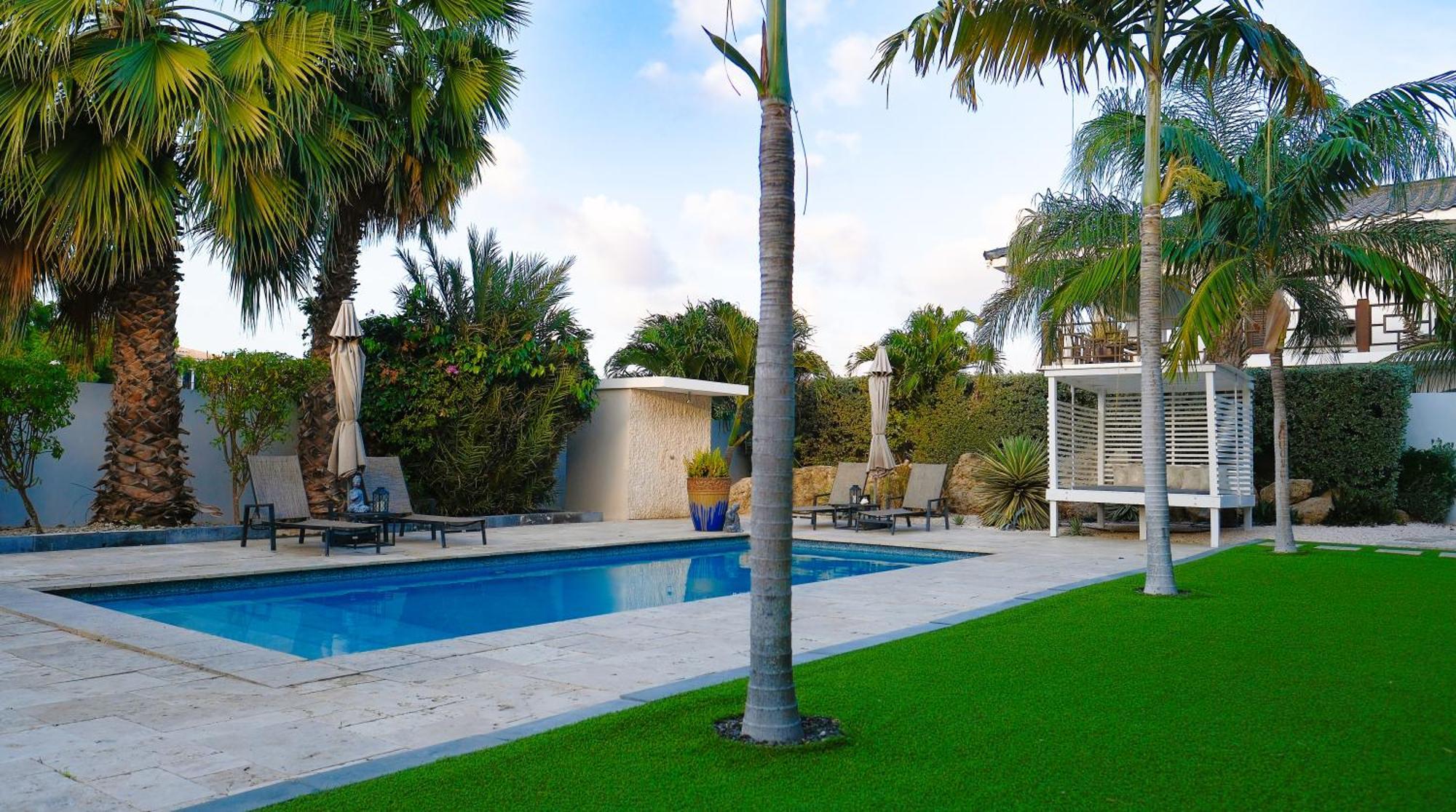Goudhaen Luxury Private Apartments Jan Thiel Beach Luaran gambar